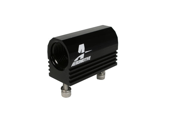 Aeromotive 05-06 Ford 4.6L Fuel Rail Pressure Sensor Adapter Log (-08 AN inlet / outlet) 15115