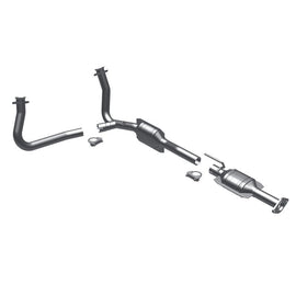 MAGNAFLOW DIRECT FIT CATALYTIC CONVERTER FRONT FOR 1996-1997 FORD AEROSTAR 93326