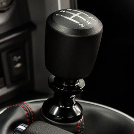 Raceseng Ashiko Shift Knob (Gate 4 Engraving) Mini R50 / R52 / R53 Adapter - Black Texture 08311BTE-08014-081203