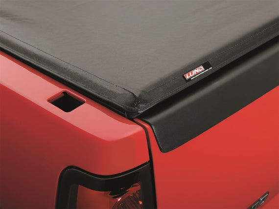 Lund 16-17 Nissan Titan (5.5ft. Bed w/Titan Box) Genesis Seal & Peel Tonneau Cover - Black 99097