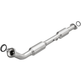 MagnaFlow 13-15 Toyota Tacoma California Grade CARB Compliant Direct-Fit Catalytic Converter 5582703