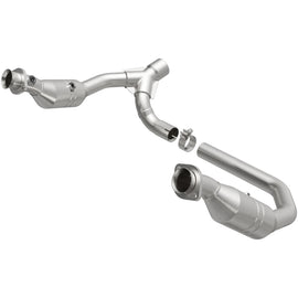 MagnaFlow Direct Fit Catalytic Converter 06-07 Ram 1500 4.7L Underbody 52291