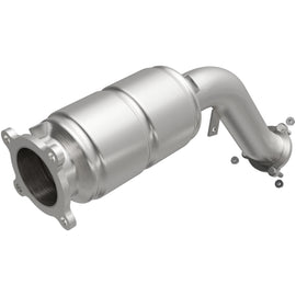 MagnaFlow Direct Fit Catalytic Converter OEM 14-15 Audi A4 L4 2.0L 52352