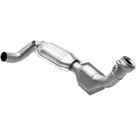 MagnaFlow Direct Fit Catalytic Converter 01-02 Ford F-150 5.4L 51324