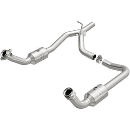 MagnaFlow Direct Fit Catalytic Converter 2009-2014 E-150 4.6 L Underbody 52153