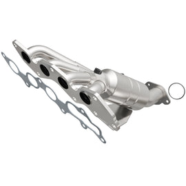 MagnaFlow Direct Fit Catalytic Converter 10-12 Ford Fusion 2.5L 51785