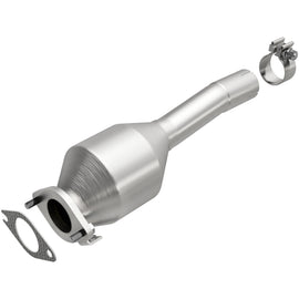 MagnaFlow Direct Fit Catalytic Converter 2010-2013 TRANSIT CONNECT 2.0 L Underbody 52270