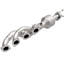 MAGNAFLOW EXHAUST MANIFOLD WITH INTEGRATED HIGH-FLOW CATALYTIC CONVERTER 56790