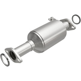 MagnaFlow Direct Fit Catalytic Converter 81-83 Toyota Pick Up 2.4L 3391895