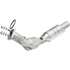 MagnaFlow Direct Fit Catalytic Converter 10-11 Chevrolet Camaro V6 3.6L 551673