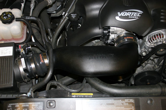 Airaid 05-06 Chevy / GMC / Cadillac 4.8/5.3/6.0L Airaid Jr Intake Kit - Oiled / Red Media 200-719